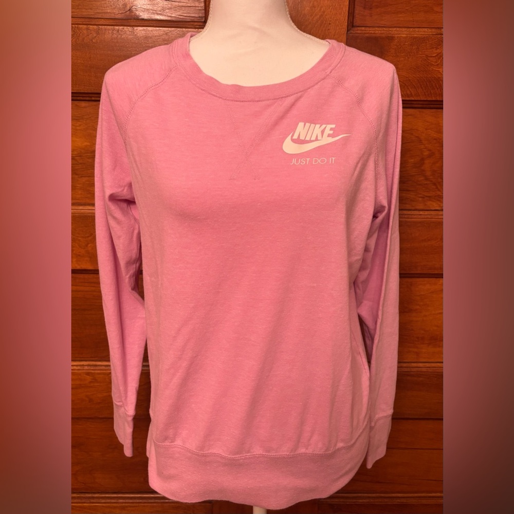 Nike Women's Pink Lightweight Sweatshirt